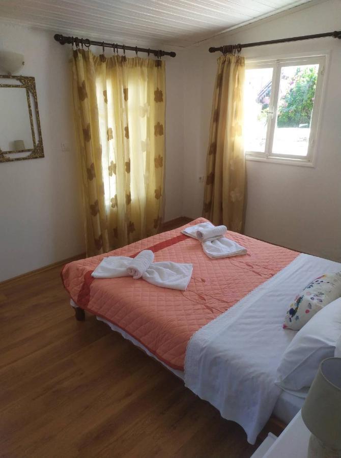 Eutyxia's House